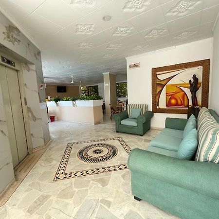 Zahira Hotel เมลการ์ ภายนอก รูปภาพ