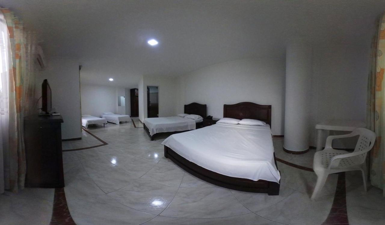 Zahira Hotel เมลการ์ ภายนอก รูปภาพ