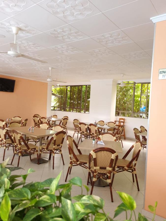 Zahira Hotel เมลการ์ ภายนอก รูปภาพ