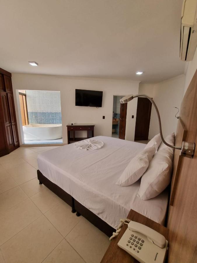 Zahira Hotel เมลการ์ ภายนอก รูปภาพ