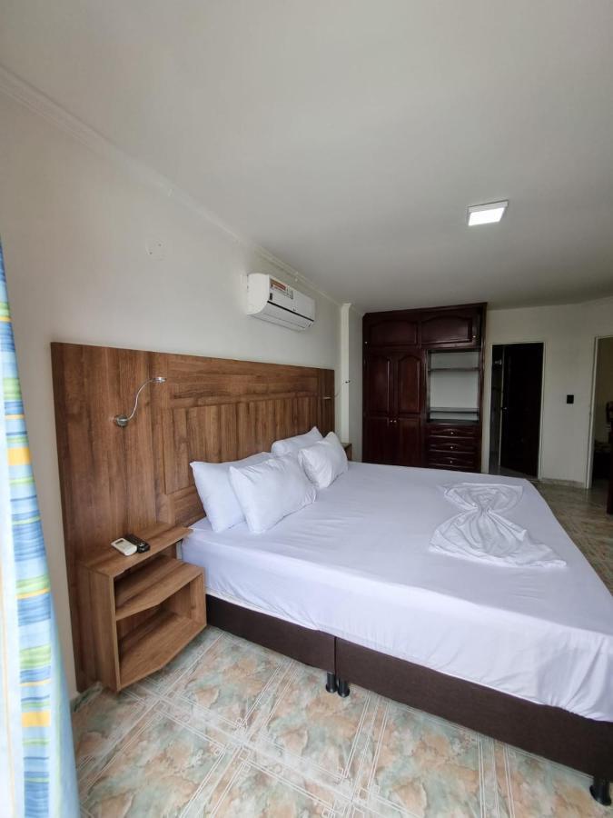 Zahira Hotel เมลการ์ ภายนอก รูปภาพ