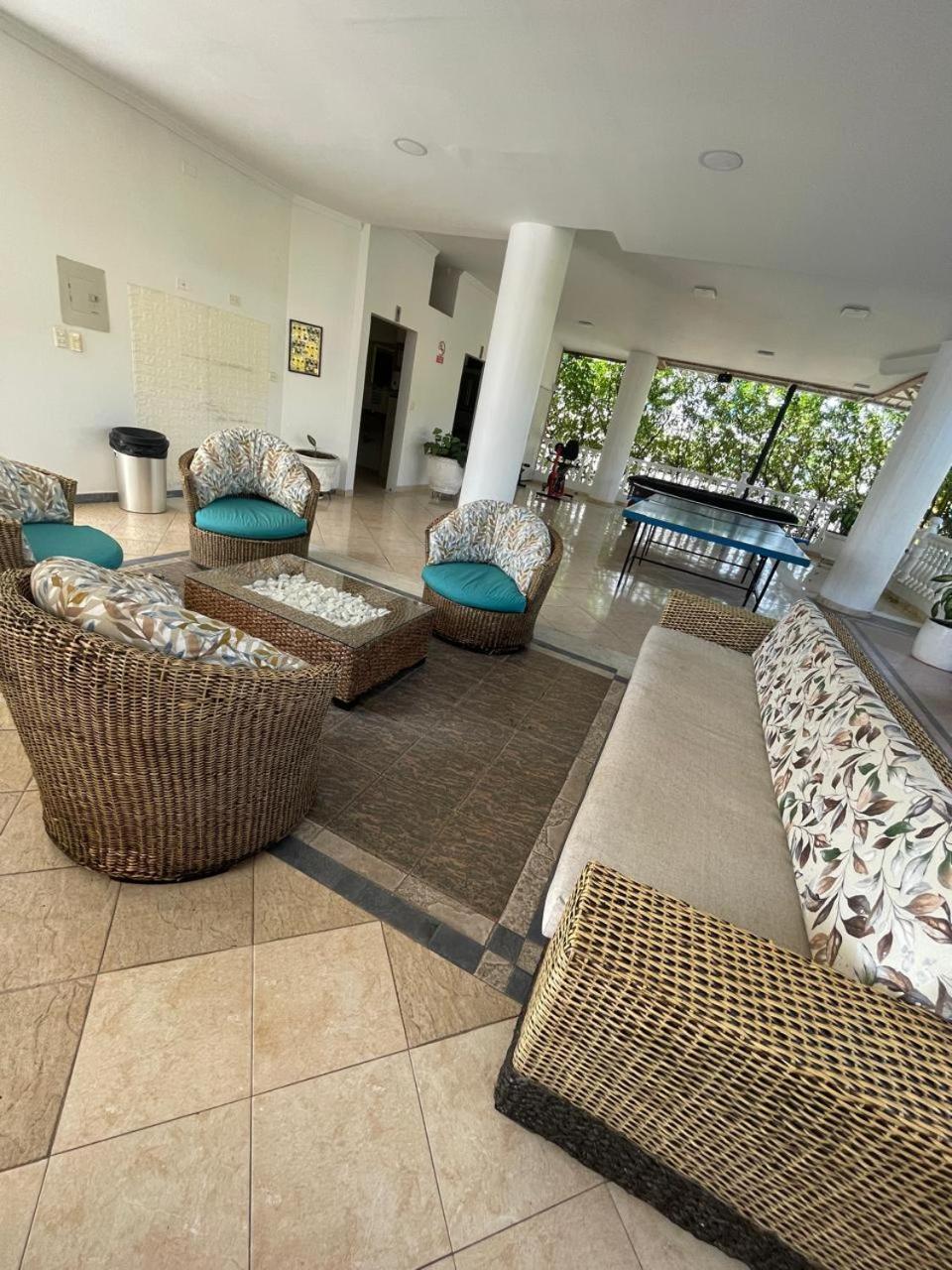 Zahira Hotel เมลการ์ ภายนอก รูปภาพ