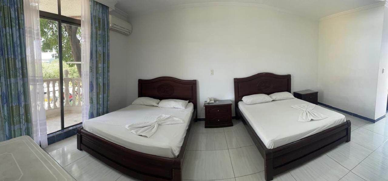 Zahira Hotel เมลการ์ ภายนอก รูปภาพ