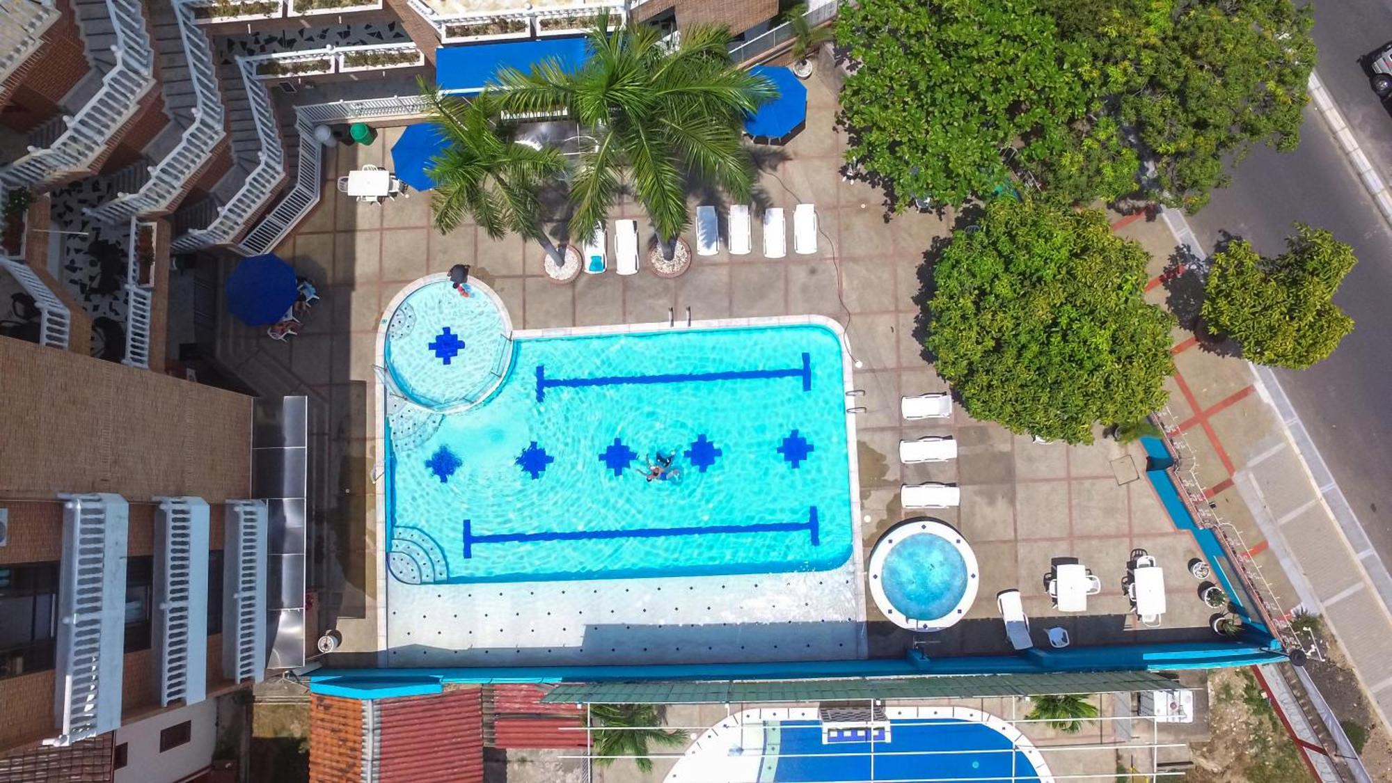 Zahira Hotel เมลการ์ ภายนอก รูปภาพ